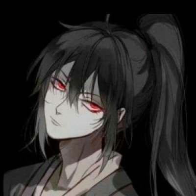女子开车忘拉手刹把自己撞了